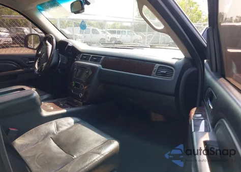 2011 GMC Yukon Xl 1500 Denali из США, поврежденный, VIN 1GKS2MEF9BR179908